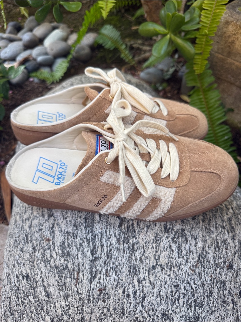 Anthropologie Back 70 Easter slide sneaker, shearling detail 39, 8 1/2